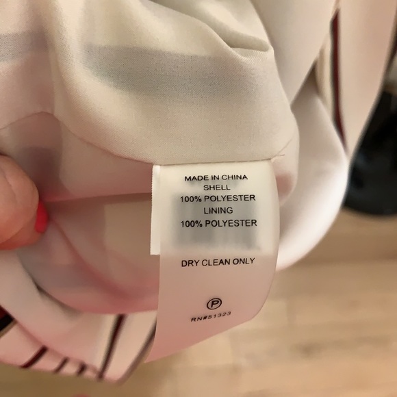 Vince Camuto- caravan stripe vest in sand drift - Picture 5 of 5